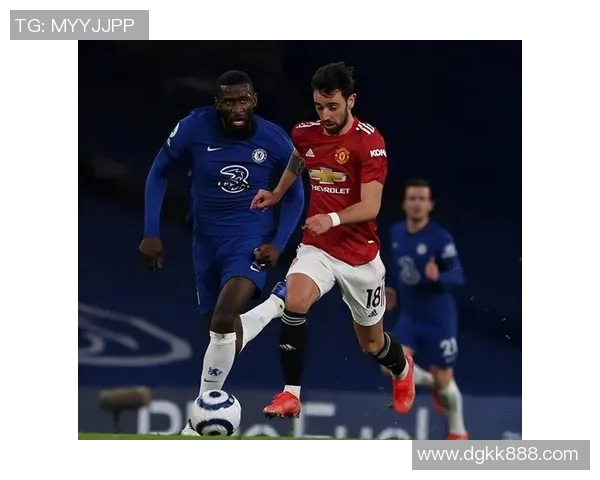 足球明星们静待豪门报价引发转会市场热潮与关注